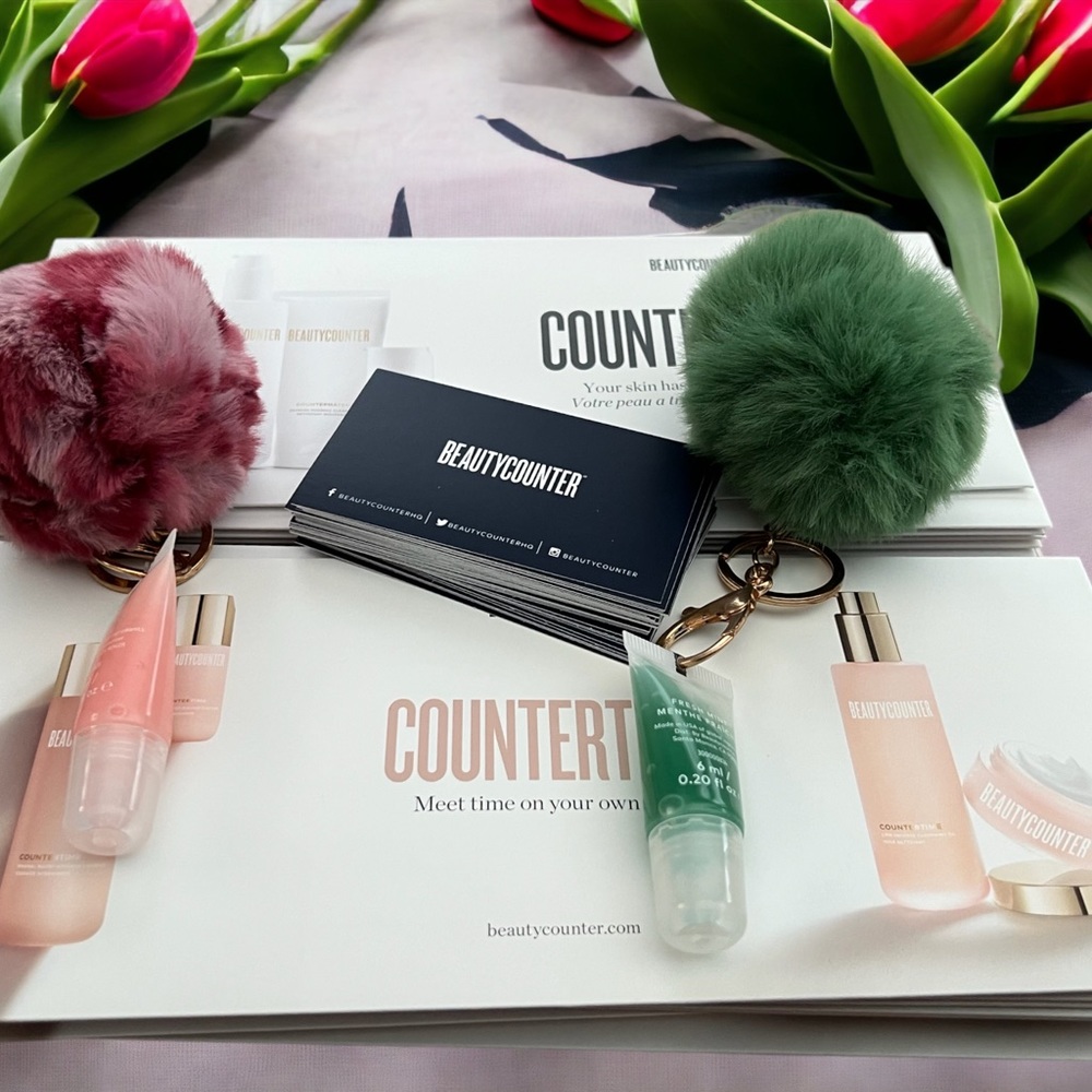 🌸 BEAUTYCOUNTER 🌸 Countertime Countermatch Samples Cards Lip Gloss Keychains